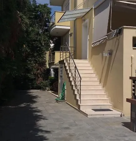 Maisonette Lux, Up 10 Persons Holiday home *