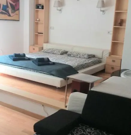 Holiday home Maisonette Lux, Up 10 Persons